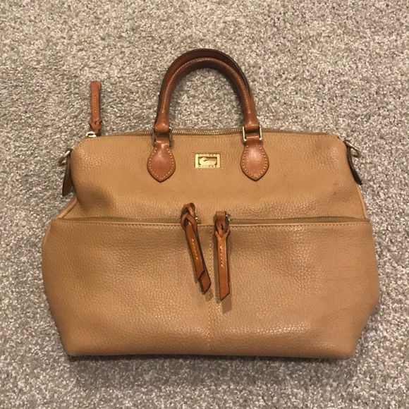 Dooney & Bourke Handbags - Leather Dooney & Bourke Purse